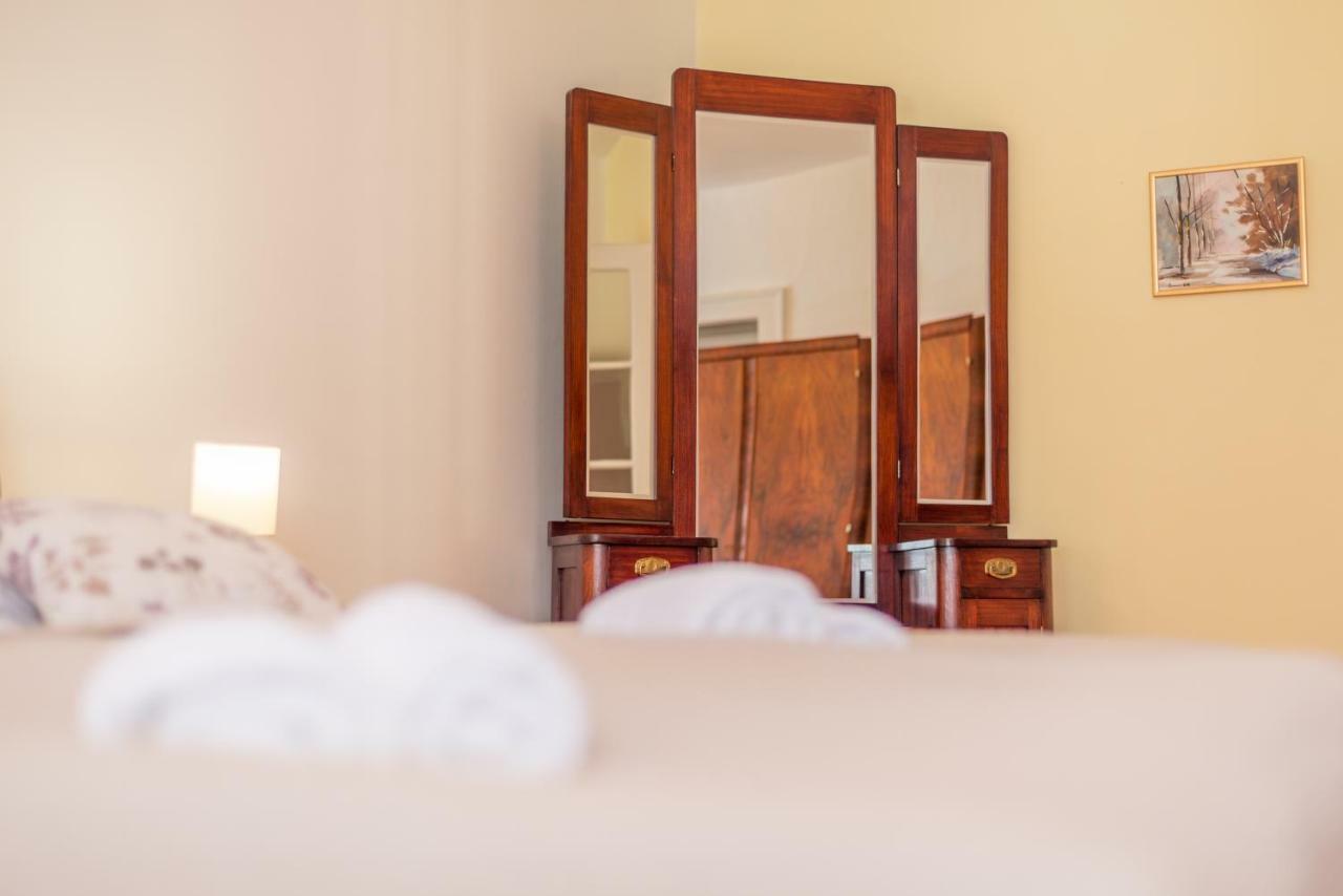 Apartment Tri Mudraca Karancs Kültér fotó